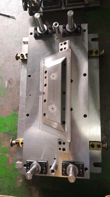 Rancang Bangun Stamping Dies Heavy Duty & Sheet Metal Tooling